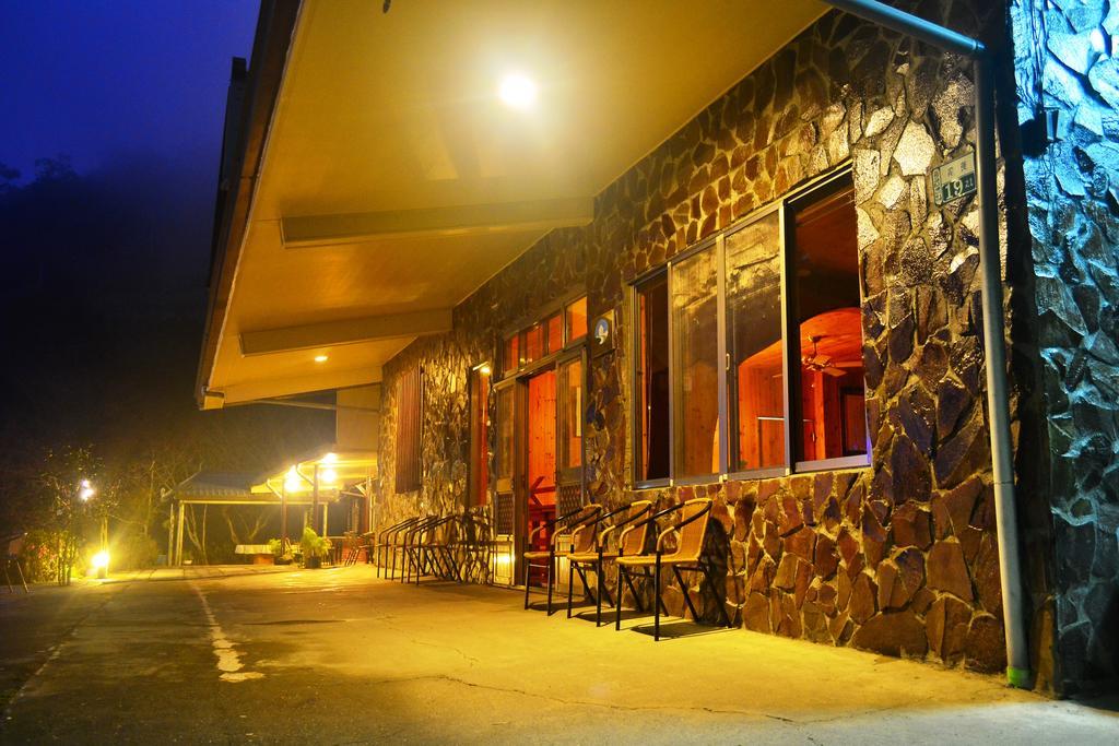 Bed and Breakfast 仲明居zhong Ming Ju Taoyi Fang Fanlu Экстерьер фото